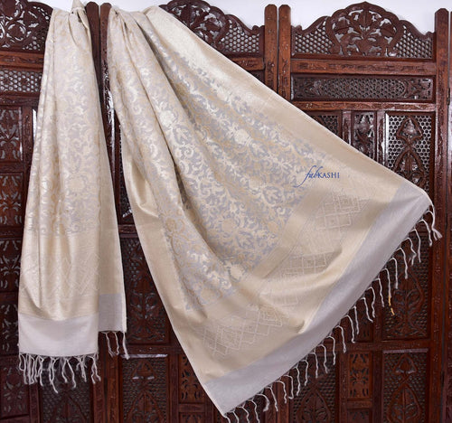 White Benarasi Dupatta